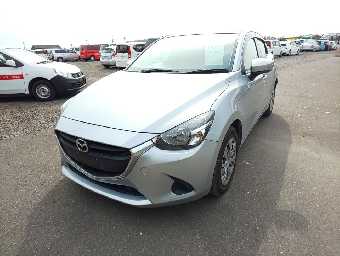 MAZDA DEMIO 2017 Image 1