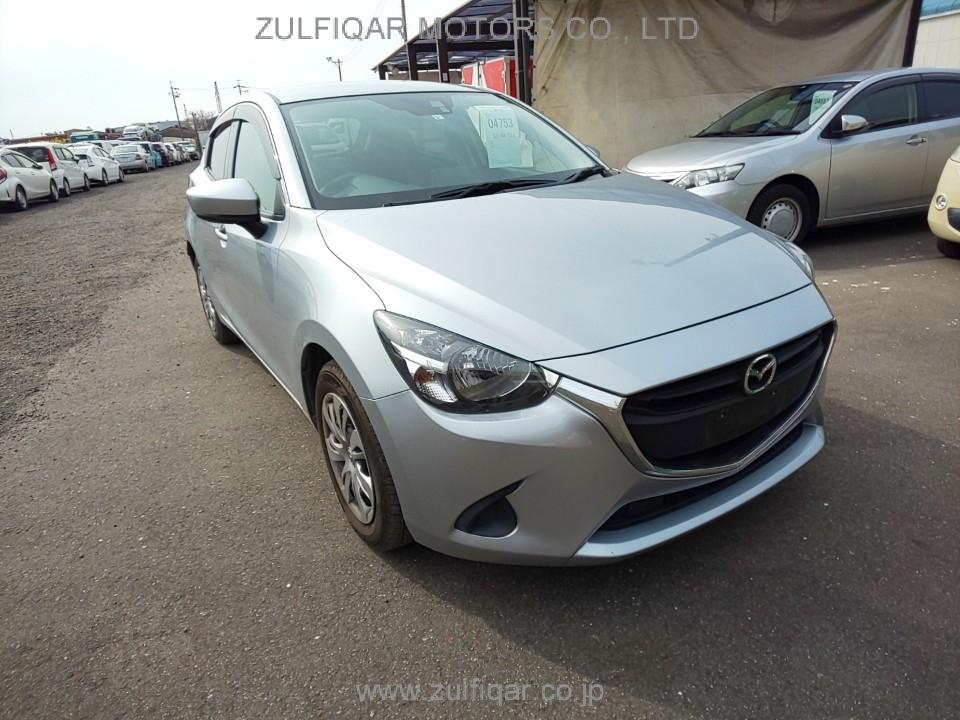 MAZDA DEMIO 2017 Image 6