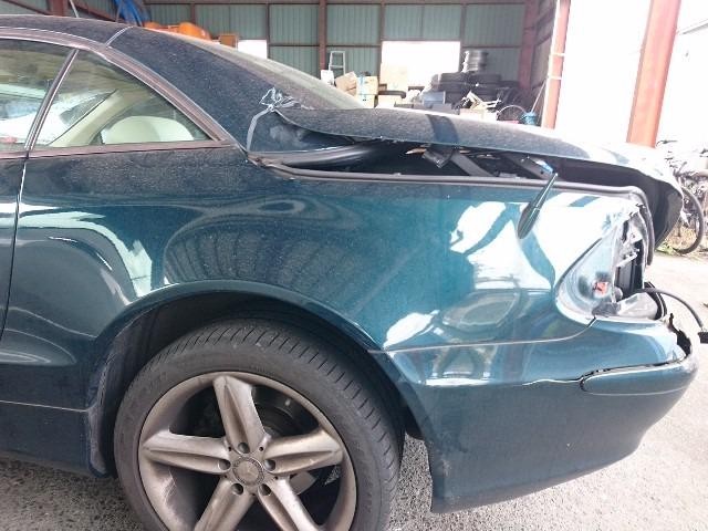 MERCEDES BENZ SL CLASS 2003 Image 24