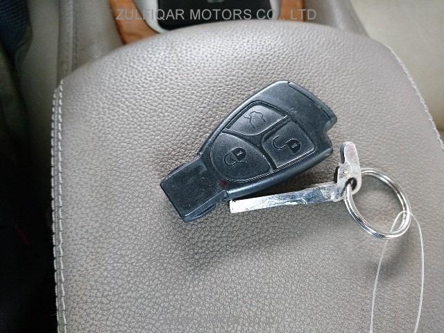 MERCEDES BENZ SL CLASS 2003 Image 8