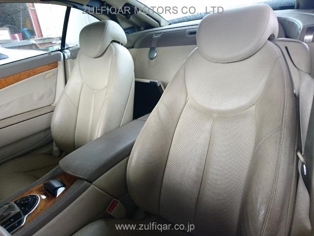 MERCEDES BENZ SL CLASS 2003 Image 10