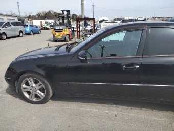MERCEDES BENZ E CLASS 2007 Image 13