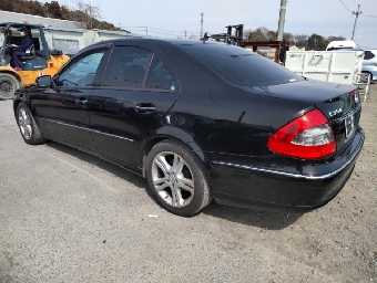 MERCEDES BENZ E CLASS 2007 Image 4