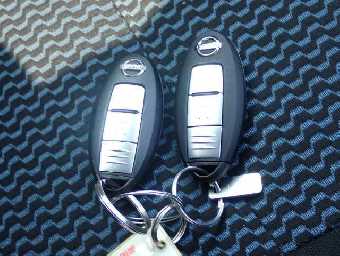 NISSAN NOTE 2016 Image 10