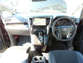 TOYOTA ALPHARD 2017 Image 18