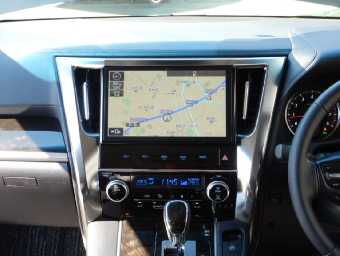 TOYOTA ALPHARD 2017 Image 19