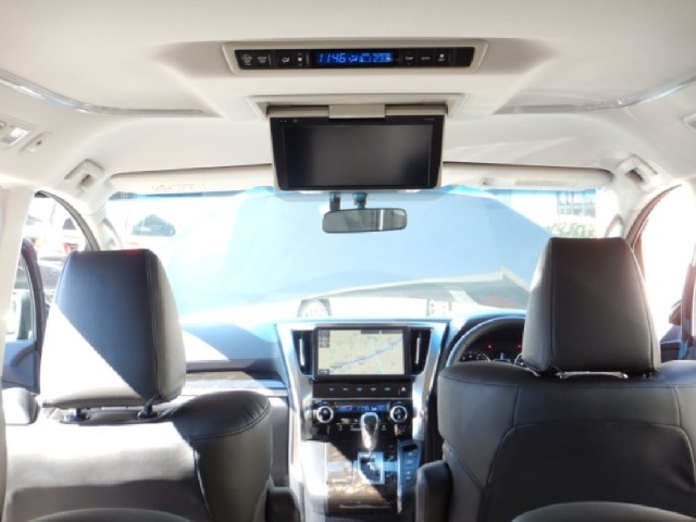 TOYOTA ALPHARD 2017 Image 26