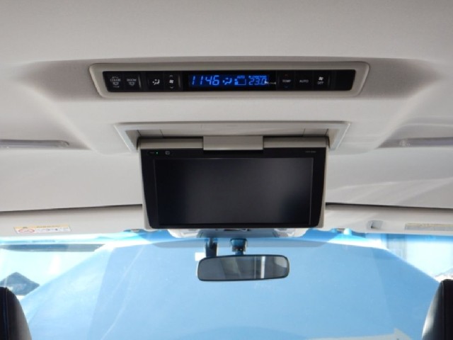 TOYOTA ALPHARD 2017 Image 27