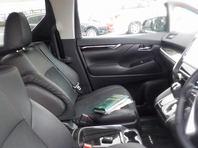 TOYOTA ALPHARD 2017 Image 39
