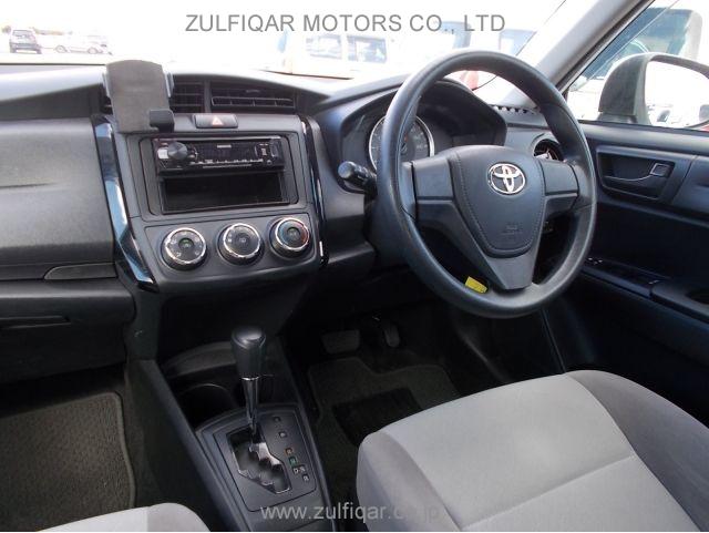 TOYOTA COROLLA AXIO 2017 Image 3