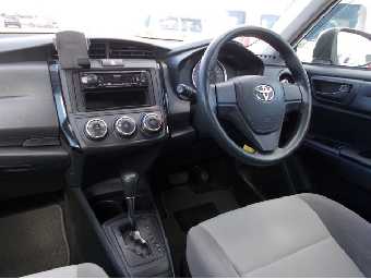 TOYOTA COROLLA AXIO 2017 Image 3