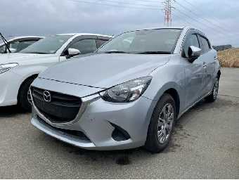 MAZDA DEMIO 2017 Image 6