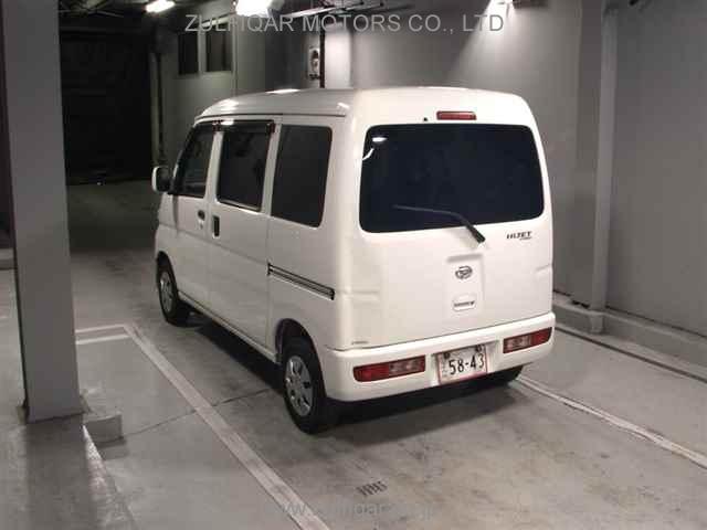 DAIHATSU HIJET CARGO 2017 Image 2