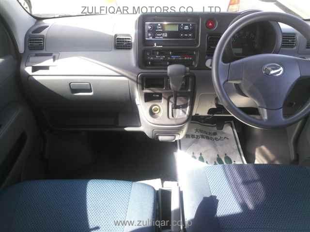 DAIHATSU HIJET CARGO 2017 Image 8