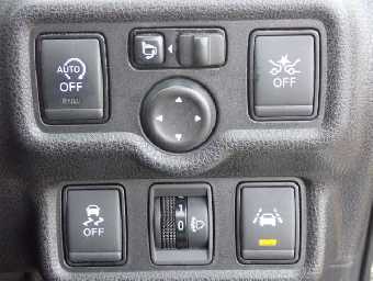 NISSAN NOTE 2017 Image 8