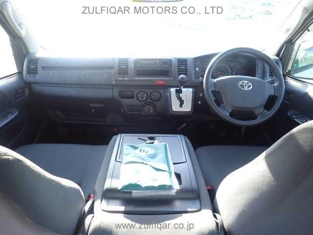 TOYOTA HIACE 2017 Image 6