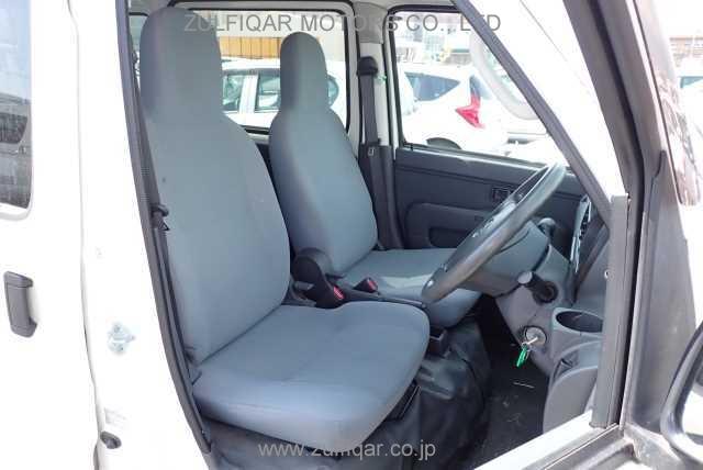 DAIHATSU HIJET CARGO 2017 Image 10