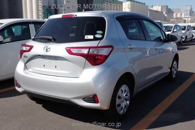TOYOTA VITZ 2017 Image 2