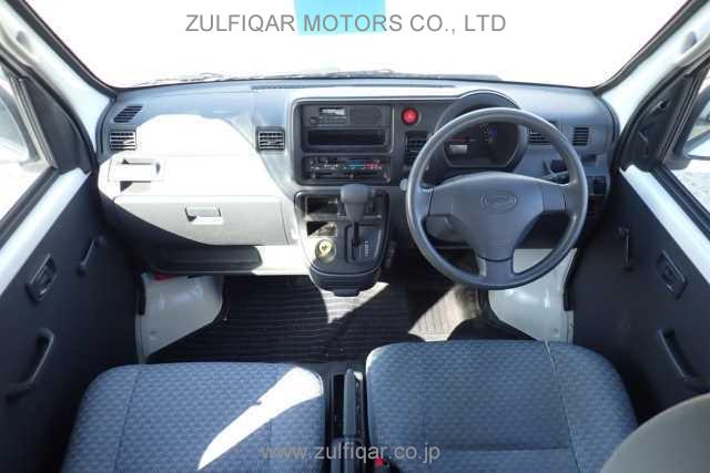 DAIHATSU HIJET CARGO 2017 Image 6