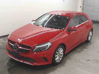 MERCEDES BENZ A CLASS 2017 Image 2