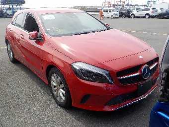 MERCEDES BENZ A CLASS 2017 Image 18