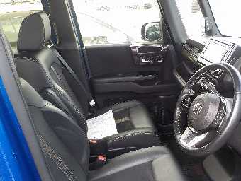 HONDA N-BOX CUSTOM 2018 Image 14