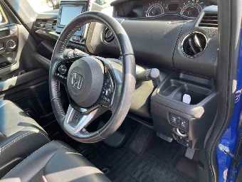 HONDA N-BOX CUSTOM 2018 Image 6