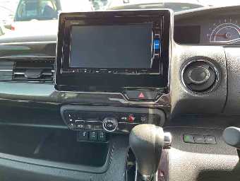 HONDA N-BOX CUSTOM 2018 Image 7