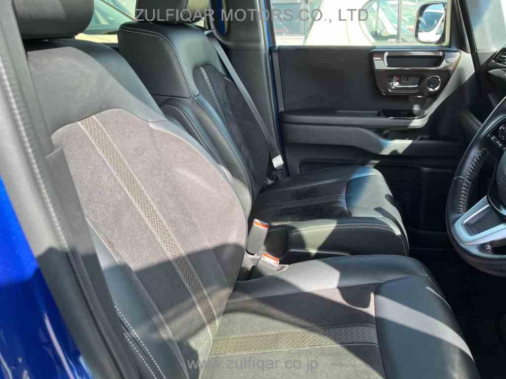 HONDA N-BOX CUSTOM 2018 Image 8