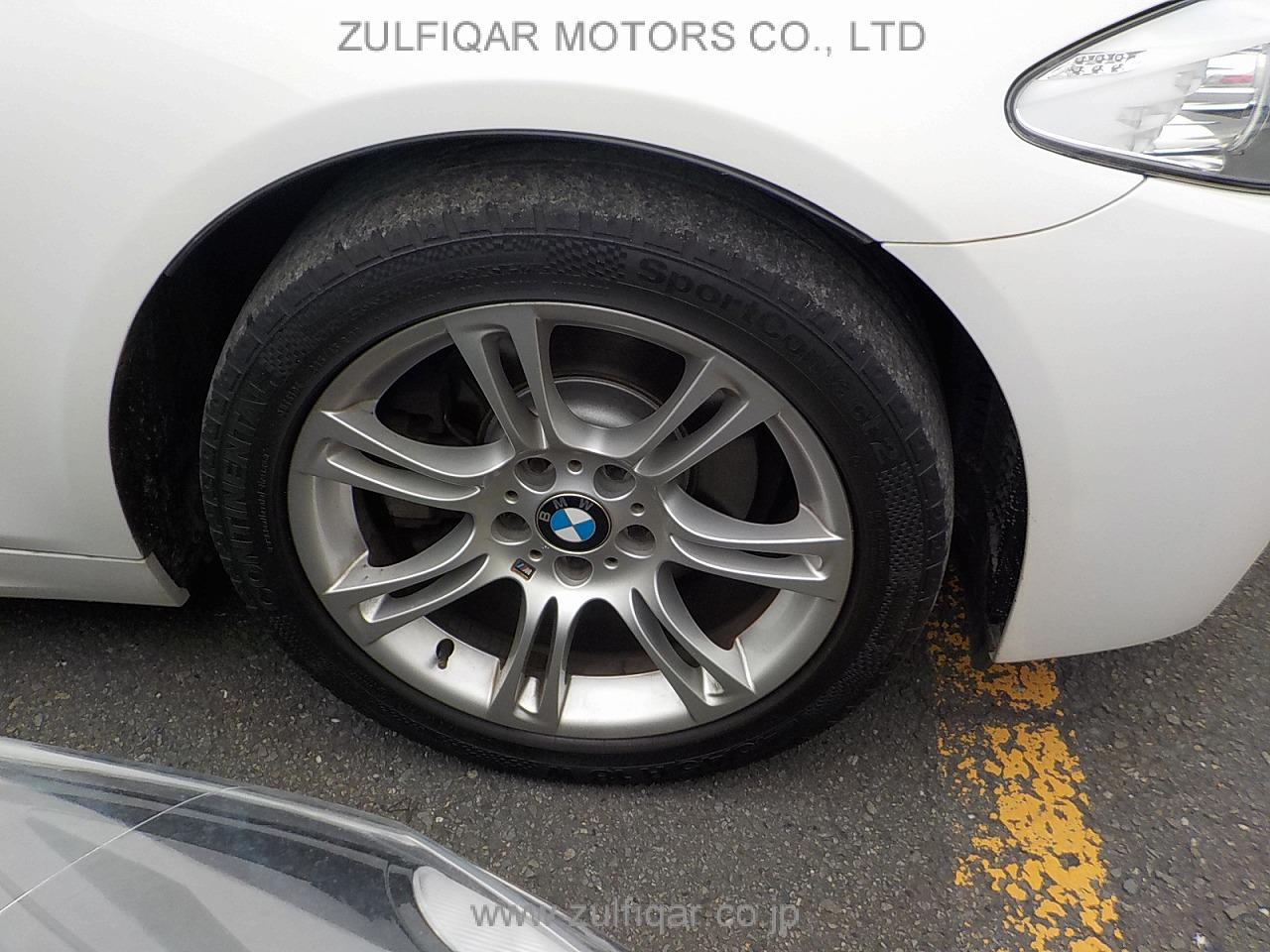 BMW 5 SERIES 2011 Image 22