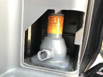 NISSAN NV350 CARAVAN 2013 Image 14