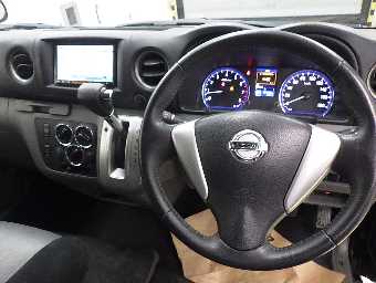 NISSAN NV350 CARAVAN 2013 Image 5