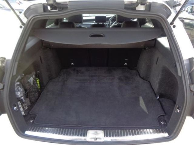 MERCEDES BENZ C CLASS STATION WAGON 2017 Image 32