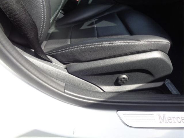 MERCEDES BENZ C CLASS STATION WAGON 2017 Image 37