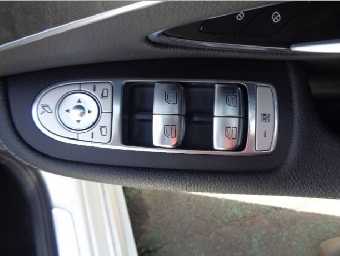 MERCEDES BENZ C CLASS STATION WAGON 2017 Image 37