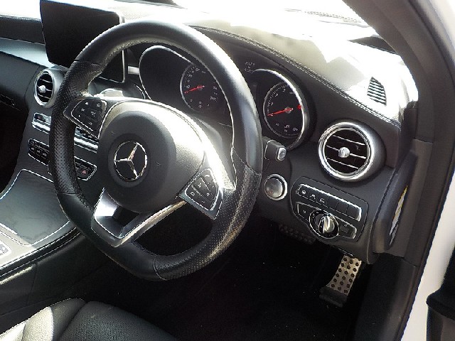 MERCEDES BENZ C CLASS STATION WAGON 2017 Image 48