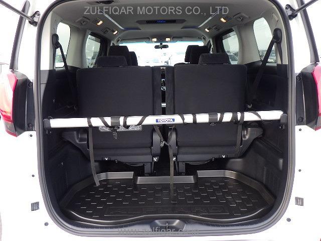 TOYOTA ALPHARD 2017 Image 11
