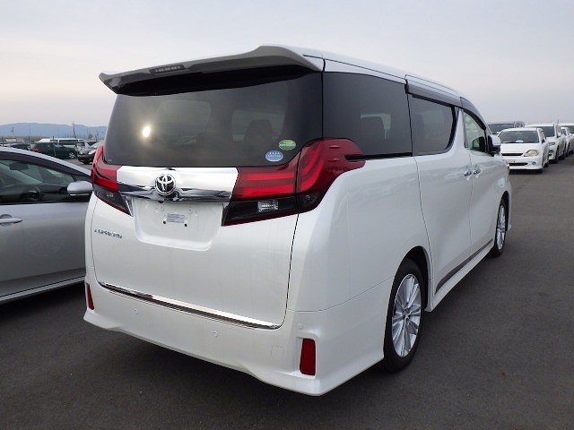 TOYOTA ALPHARD 2017 Image 21
