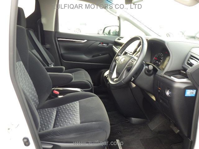 TOYOTA ALPHARD 2017 Image 9