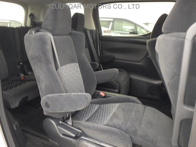 TOYOTA ALPHARD 2017 Image 10