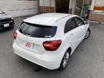 MERCEDES BENZ A CLASS 2017 Image 12