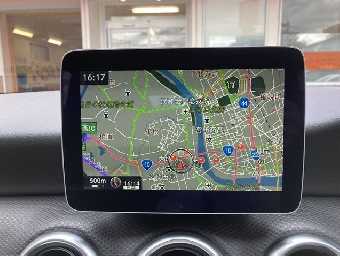 MERCEDES BENZ A CLASS 2017 Image 17