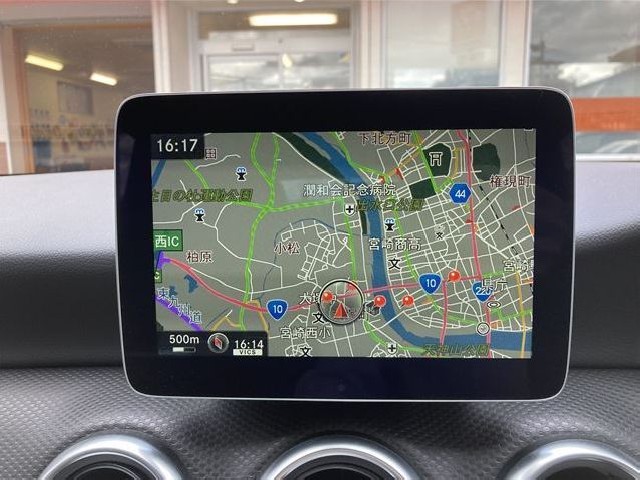 MERCEDES BENZ A CLASS 2017 Image 23