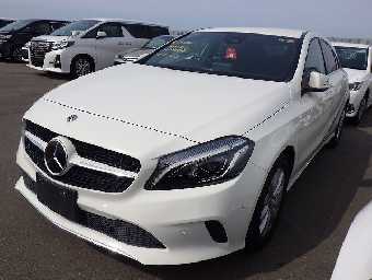 MERCEDES BENZ A CLASS 2017 Image 35