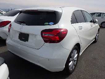 MERCEDES BENZ A CLASS 2017 Image 37