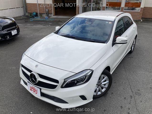 MERCEDES BENZ A CLASS 2017 Image 6
