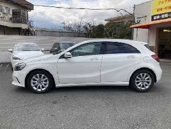 MERCEDES BENZ A CLASS 2017 Image 7