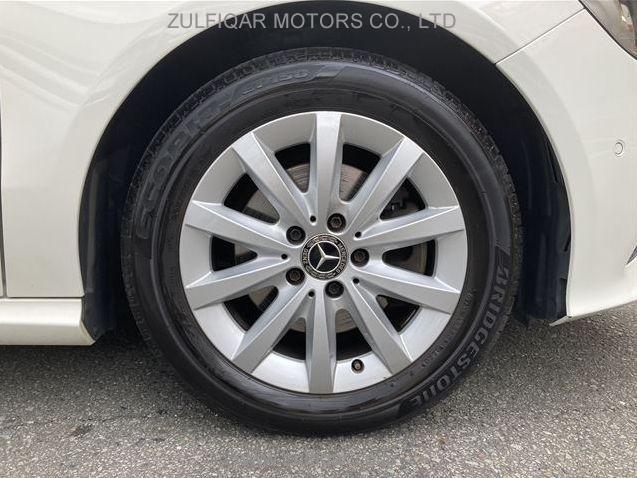 TOYOTA ALPHARD 2021 Image 8