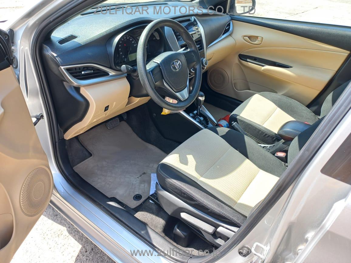 TOYOTA YARIS 2020 Image 12