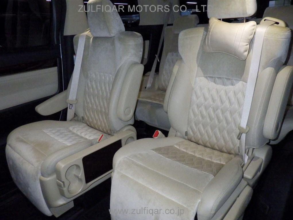 TOYOTA ALPHARD 2017 Image 6